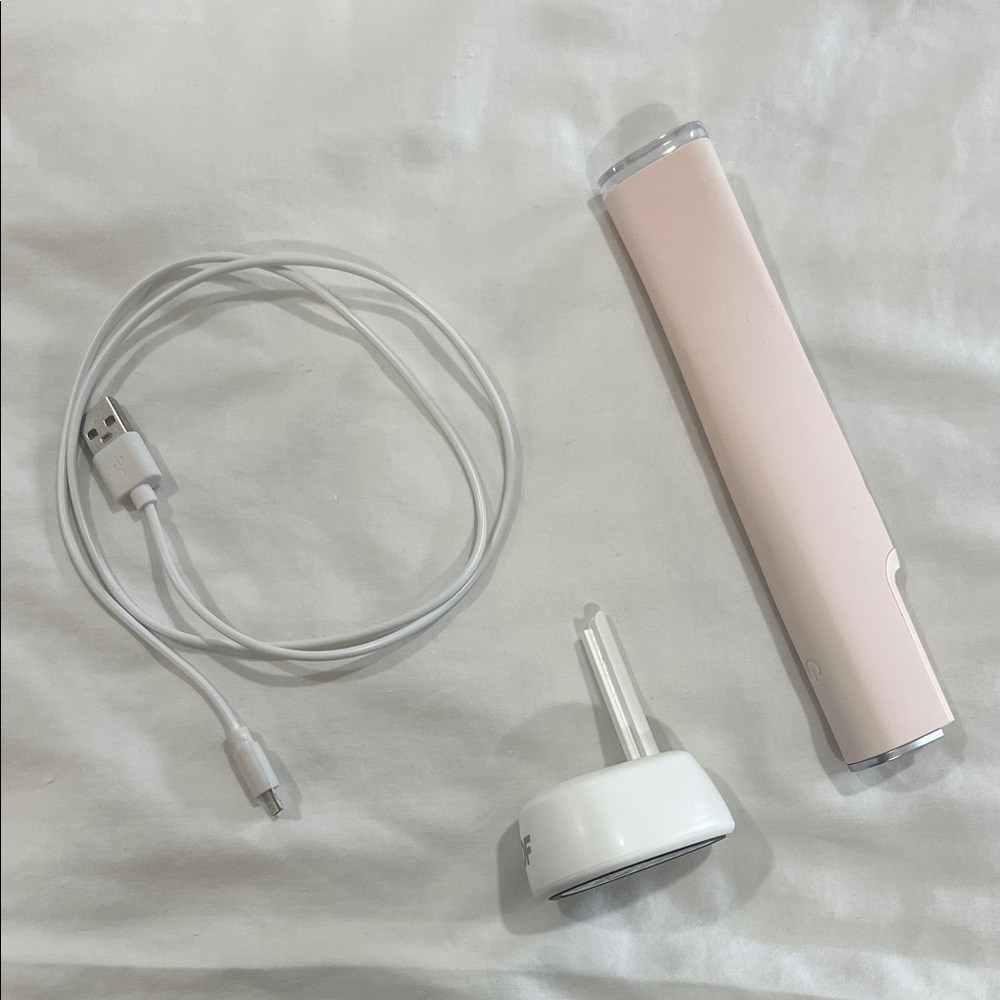 Dermaflash Hair Removal Device - Picture 2 of 4